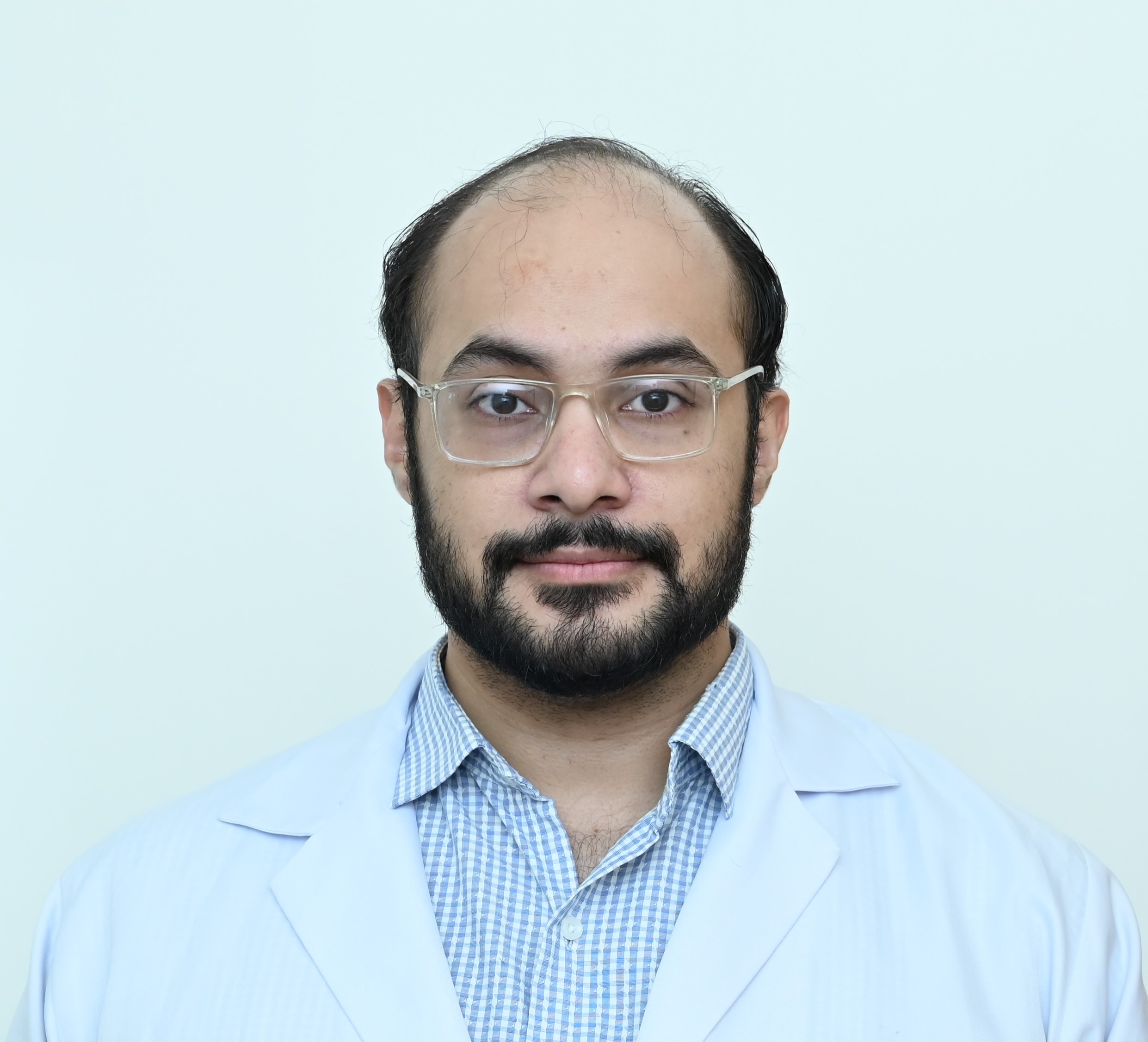 Dr Omar Farooqui